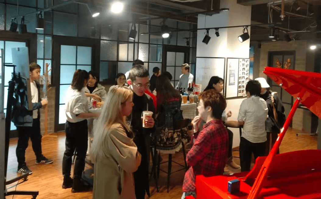 Voice actor gathering shown in Meisheng's presentation